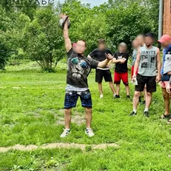 Подъем гири