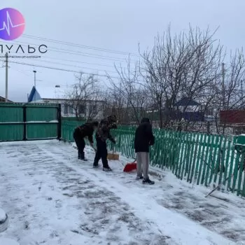 Уборка территории от снега